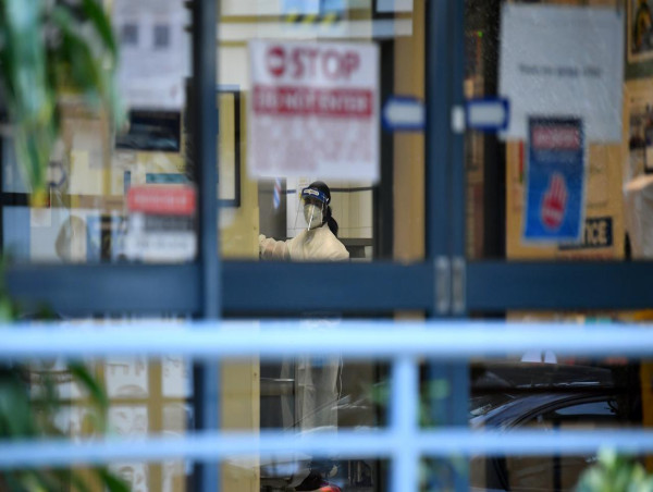 Cheap monitors may stop COVID-19 outbreaks