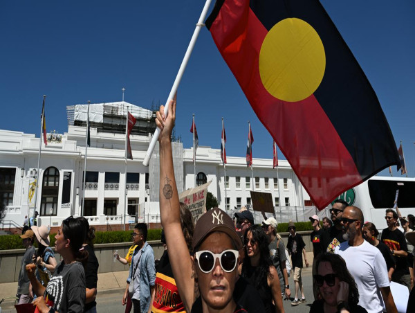Invasion Day speakers rally against voice