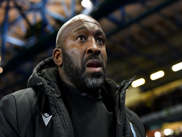  Darren Moore impressed by Sheffield Wednesday’s desire in draw with Fleetwood 