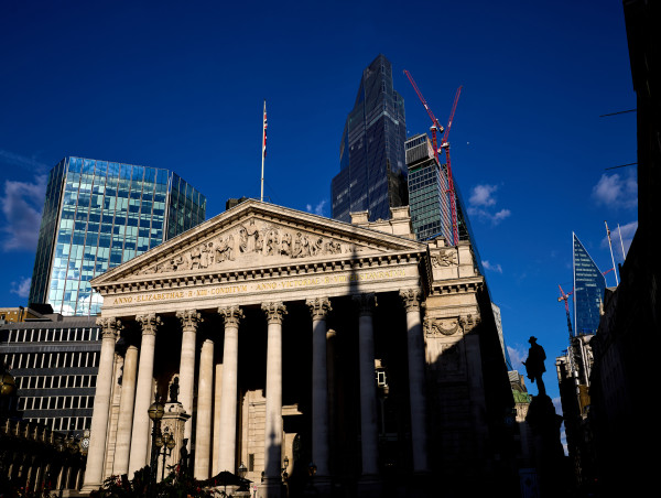  UK stocks boosted as Bank of England upgrades outlook for economy 