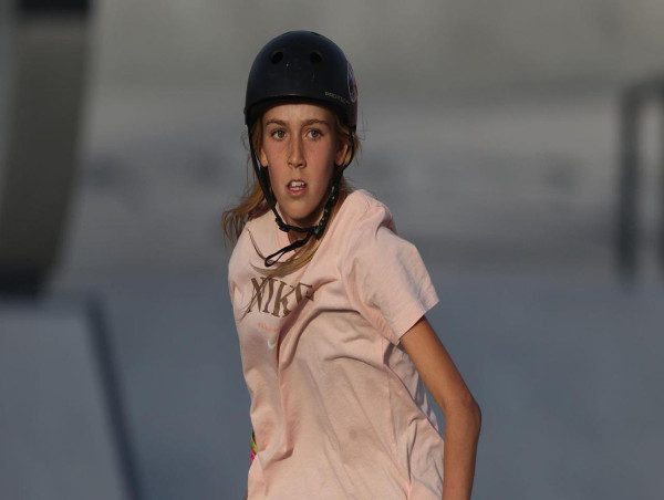  Australian skateboarder Covell, 12, wins worlds silver 
