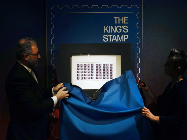  Royal Mail reveals image of King to feature on stamps 