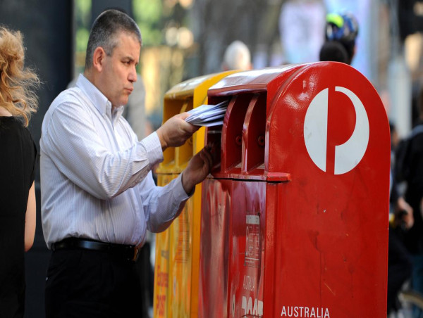  Australia Post hits 'crossroads' as letter losses soar 