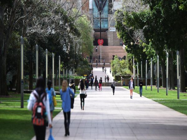  No surge in Chinese student visas since Beijing edict 