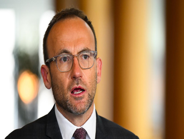  Coal and gas bargaining chip for climate change policy 