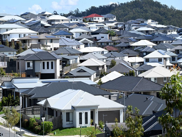 Domain half-yearly profits plunge as listings plummet