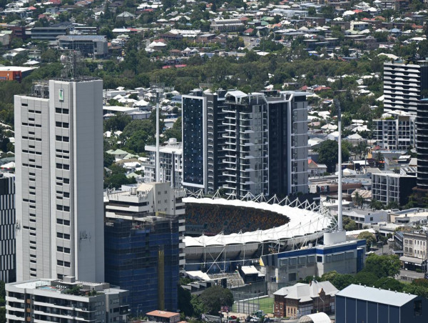 Qld government cops criticism over Gabba blow-out