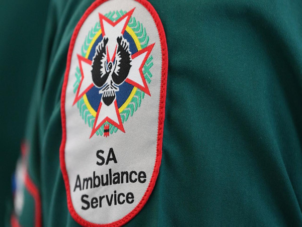  Man dies during regatta after fall from yacht 