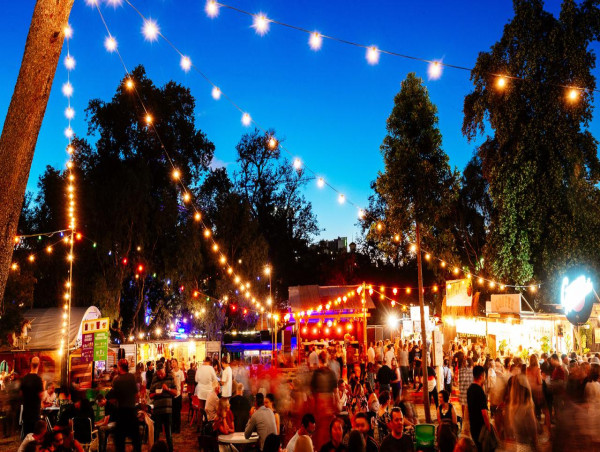  Fringe benefit as Adelaide sells half a million tickets 