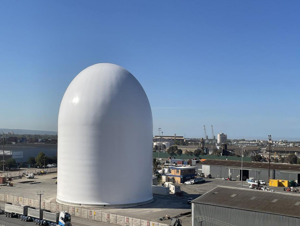  Silo dome skin finally inflated after earlier failure 