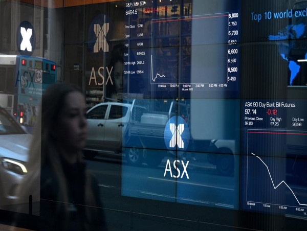 Australian shares lose ground for fourth-straight week