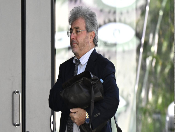 Jury to be discharged in lawyer's corruption trial