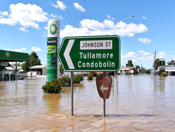 Floods come to an end in NSW after record 177 days