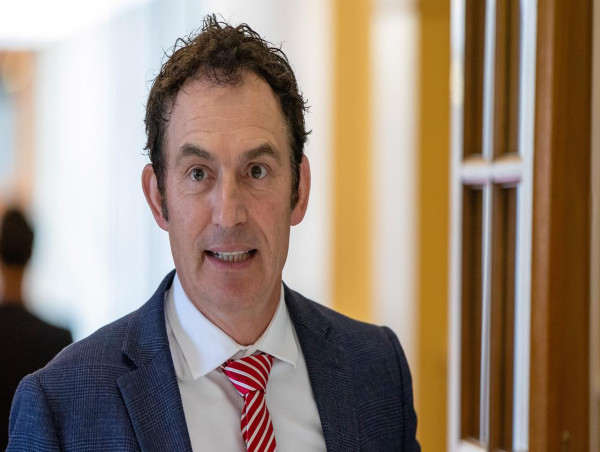  New Zealand police minister resigns after radio gaffe 