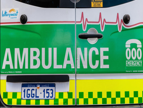  Abseiling instructor dies in fall at school excursion 