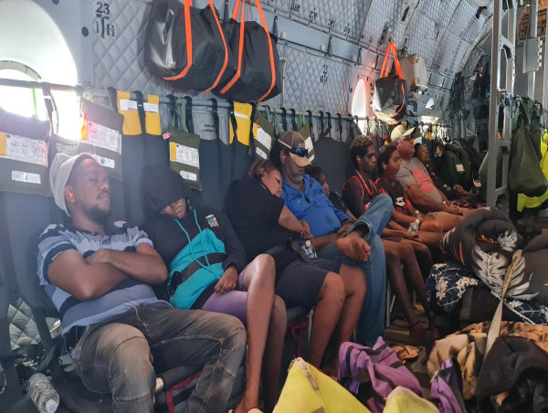  Flood evacuees head home to remote NT 