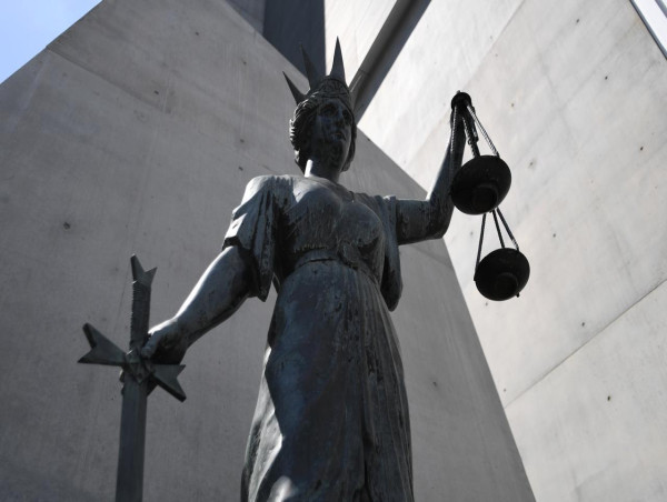  Man jailed after suffering 'psychosis' at family dinner 