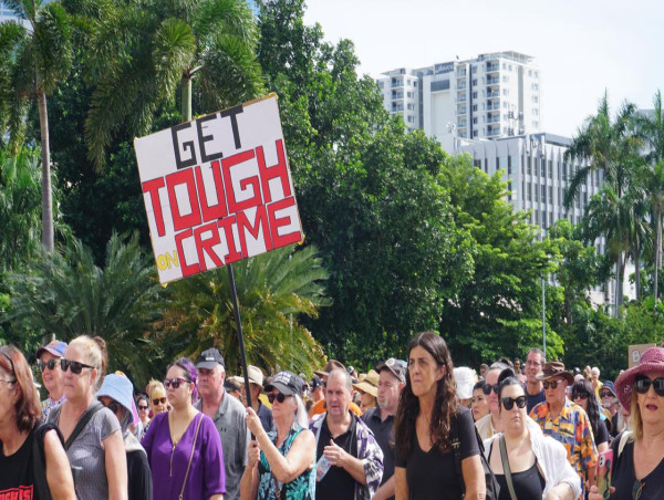  Knife crime targeted in NT bail reforms 