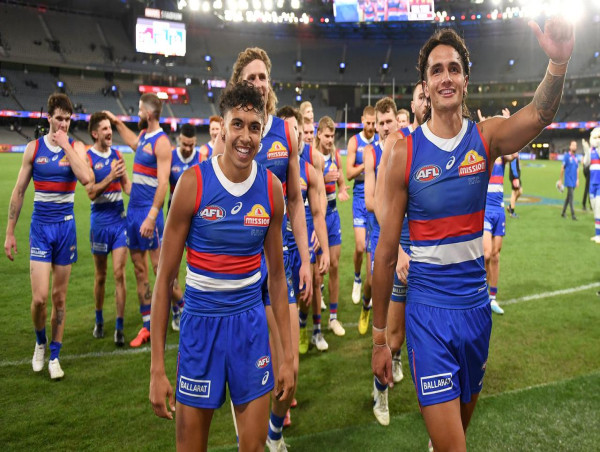 Ugle-Hagan recreates Winmar racism stand in Dogs' win