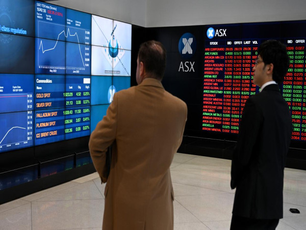 Australian shares end March quarter on a high