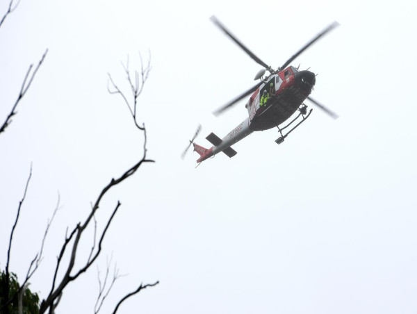  Search under way for missing plane in central Qld 