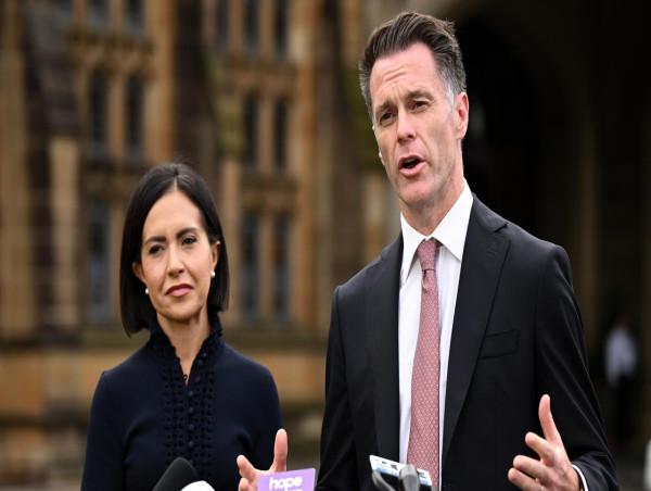 Minns prepares to get to work with trimmed-down cabinet