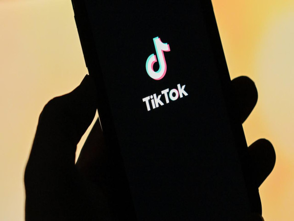 Queensland, SA to ban TikTok on government devices