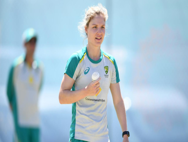  Carey knocks back Australia women's contract 