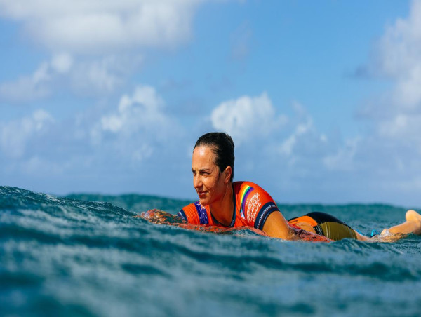  Surfers hopeful as Bells competition put on hold again 