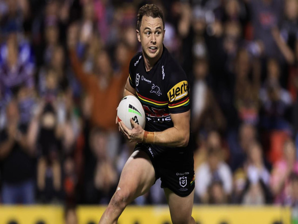 Edwards 'no superstar' despite fullback conquests