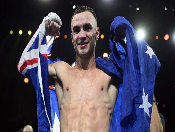  Andrew Moloney books 'life changing' Vegas title shot 