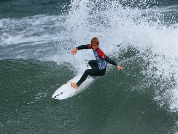  Nine Aussies in world surf action at Bells Beach event 
