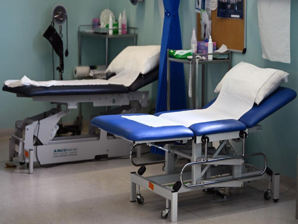 Struggle for Qld maternity staff detailed in FOI docs