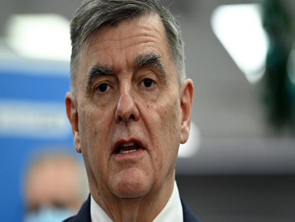 Leader of Australia's COVID pandemic response retires