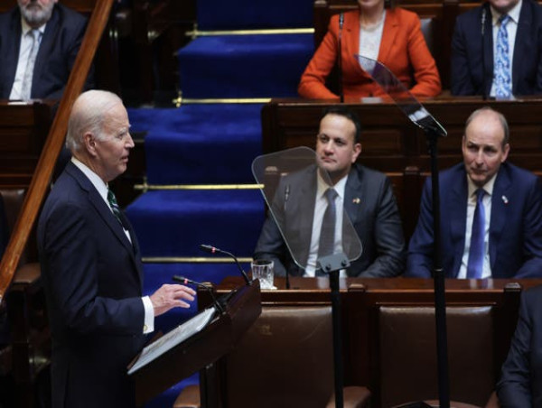  Seamus Heaney’s widow watches on as Joe Biden cites work of late Irish poet 