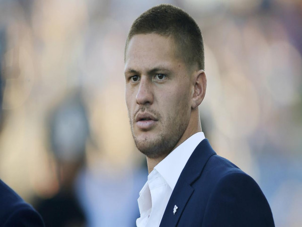 Ponga to stay at five-eighth on return from head knock