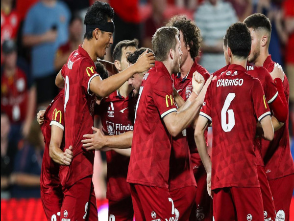 Adelaide attempt to close on top-two ALM spot