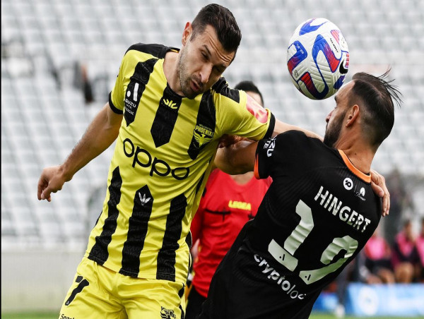  Phoenix let chances slip in 2-2 ALM draw with Brisbane 