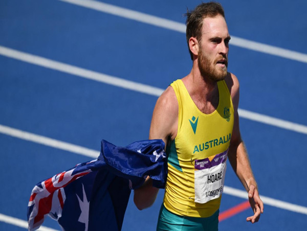 Hoare wins major Australian athletics award