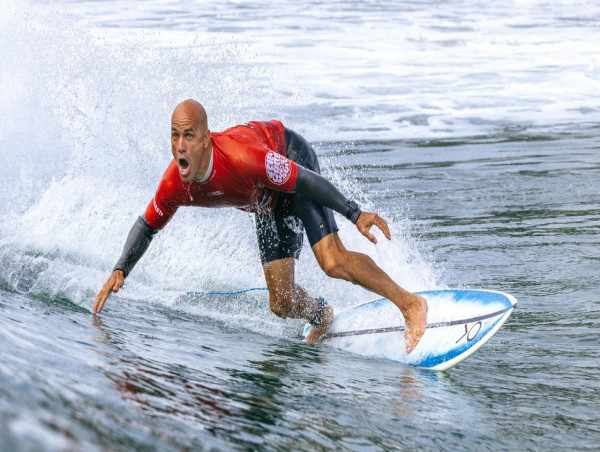  Slater on cusp as WSL cut-off looms at Margaret River 