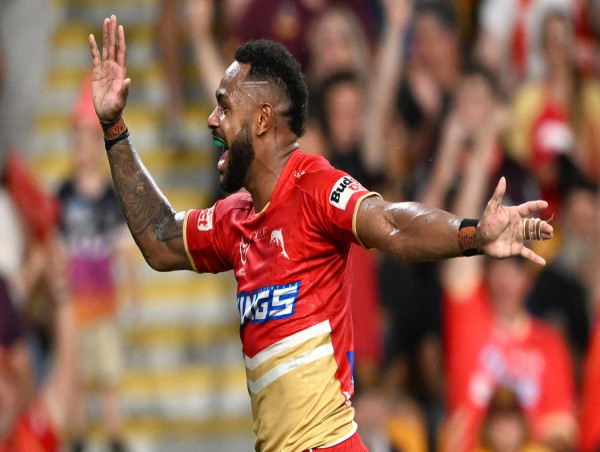 Dolphins future sorted, Hammer targets Maroons recall