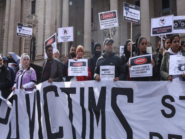  Government bails out Porter Davis clients left in limbo 