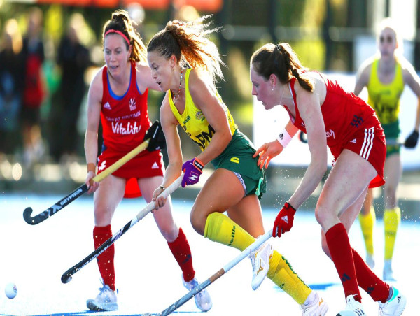 Britain's Giselle Ansley sinks Hockeyroos in Pro League