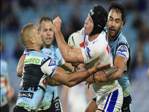 Hynes pushes Origin case as Sharks down Bulldogs