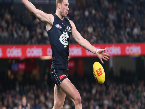 Blues to 'possibly' review McKay's goal-kicking method