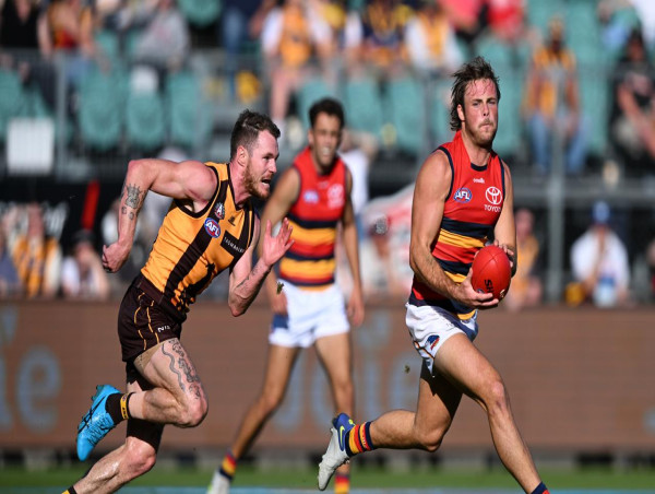  Federal cash tipped for Hobart stadium, AFL team looms 