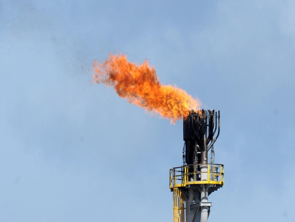  Gas price caps extended as energy costs stoke inflation 