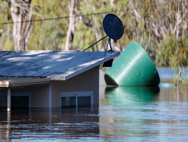  More cash for Murray flood victims to speed up recovery 
