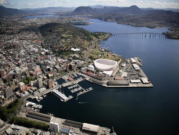  Hobart waterfront stadium earns federal cash injection 