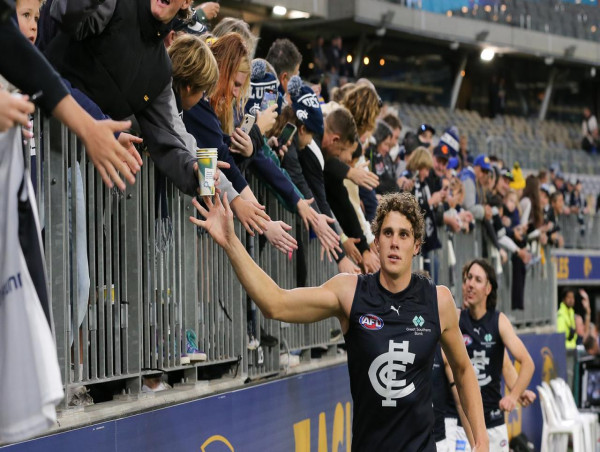  Curnow's 10-goal quest proved good theatre for everyone 